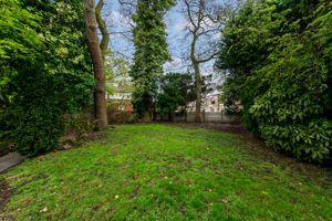 Photo 33- click for photo gallery